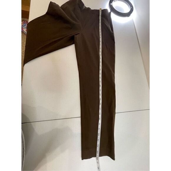 Women’s Eddie Bauer Bremerton fit brown pants size 4 petite - Picture 4 of 9